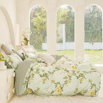 Постельное белье из сатина &quot;Стелла&quot; (пакет ПВХ) 1,5 сп. (диз.: 2568) КСВС